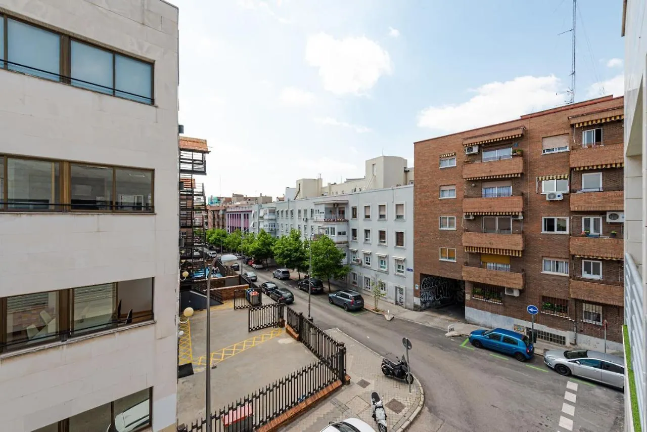 Magnificient Furnished Francisco Remiro Apartments In Guindalera Madrid España