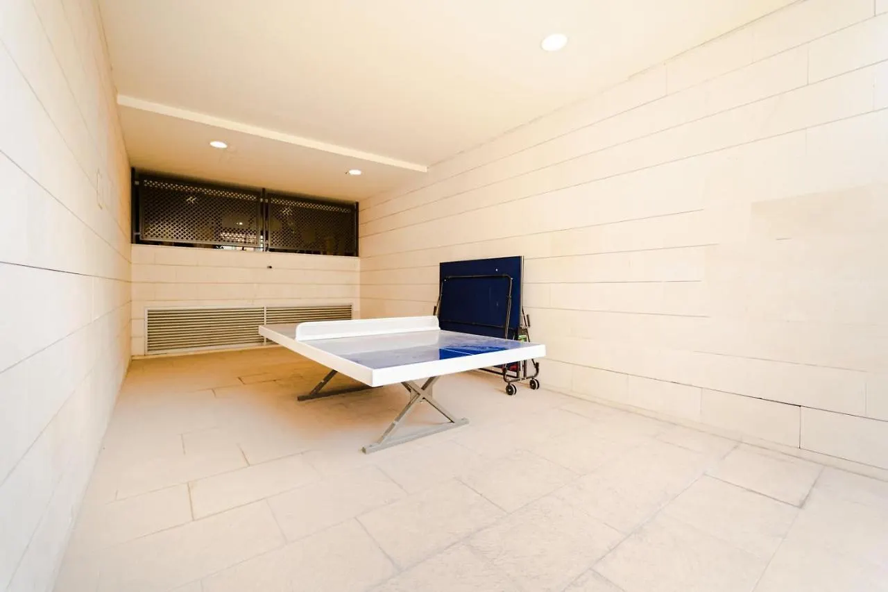 Magnificient Furnished Francisco Remiro Apartments In Guindalera Madrid 0*,  España