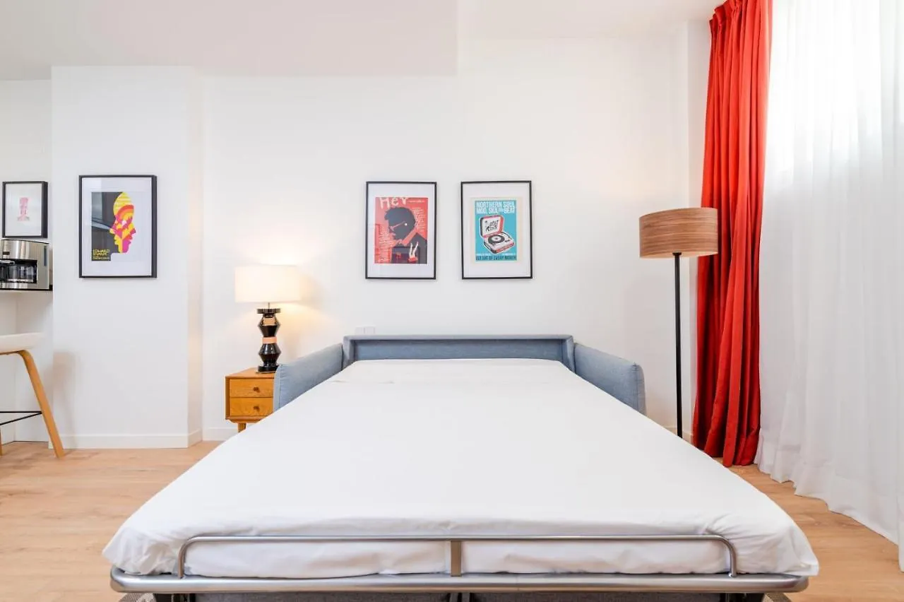 Magnificient Furnished Francisco Remiro Apartments In Guindalera Madrid España